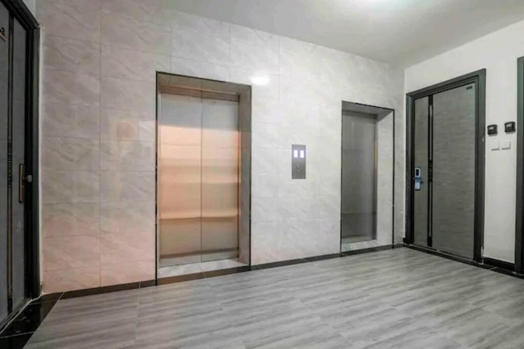 Spacious,3bed,3bath Sleeps 6! Close To Yaya Center Apartment