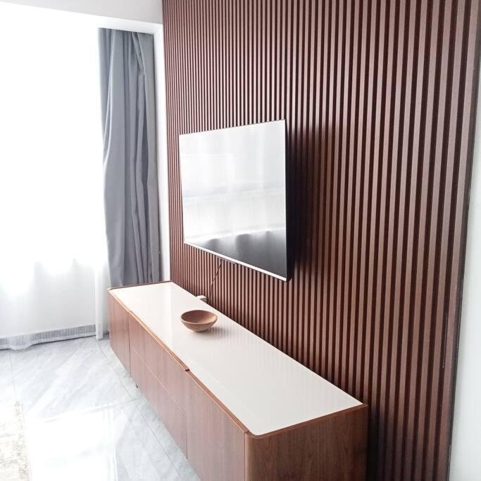 Apartment Spacious,3bed,3bath Sleeps 6! Close To Yaya Center *