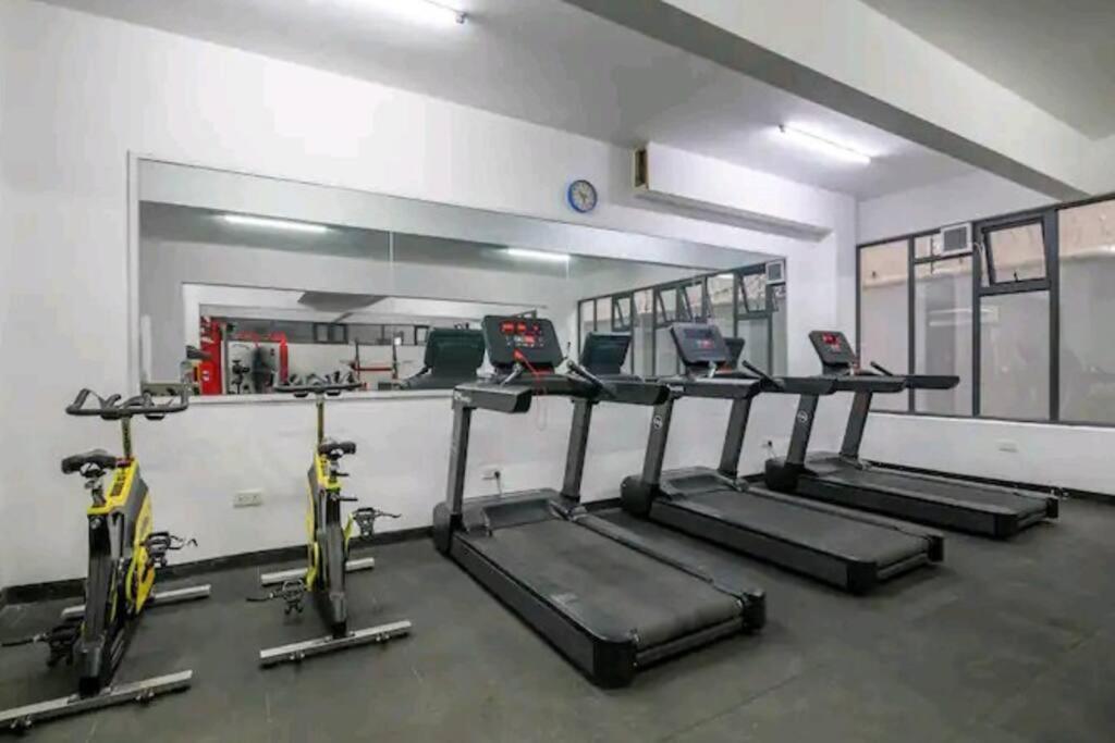 Spacious,3bed,3bath Sleeps 6! Close To Yaya Center Nairobi