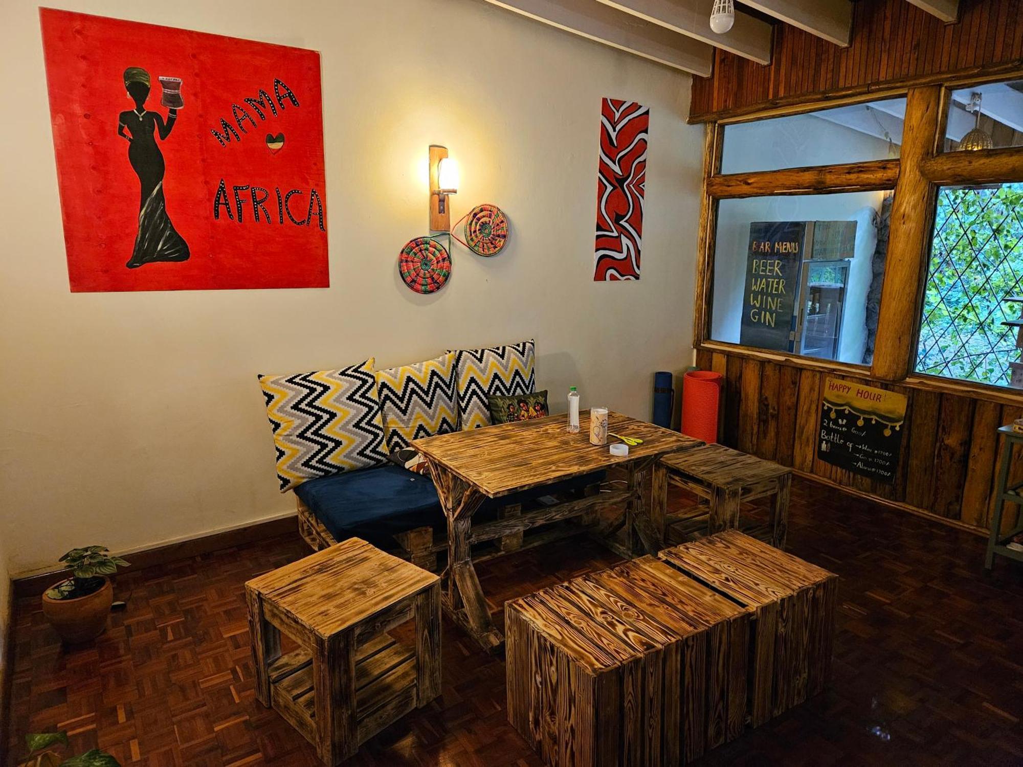 Mad Vervet Backpackers
