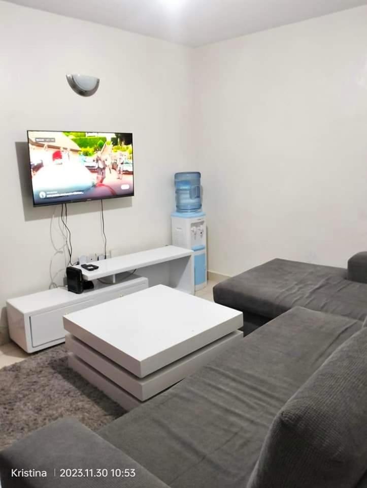 Christie's Buruburu Apartment *