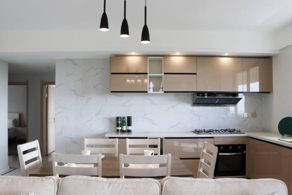 Apple Tree - 3beds -3bedroom - 4 Washroom Apartment Nairobi