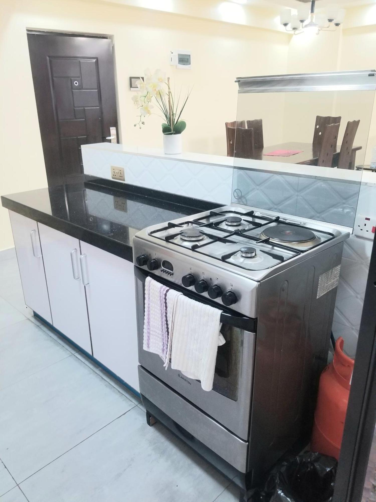 Apartamento One Bedroom Near Adam's Arcade *