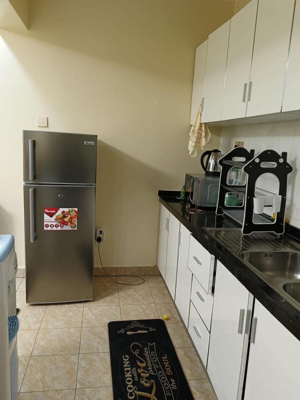 Evergreen's Apartment *
