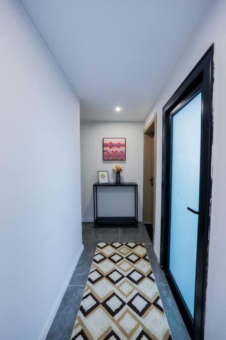 Apartamento Abantu Parkview 2br Near Jkia Sgr With Pool Gym Eatery *