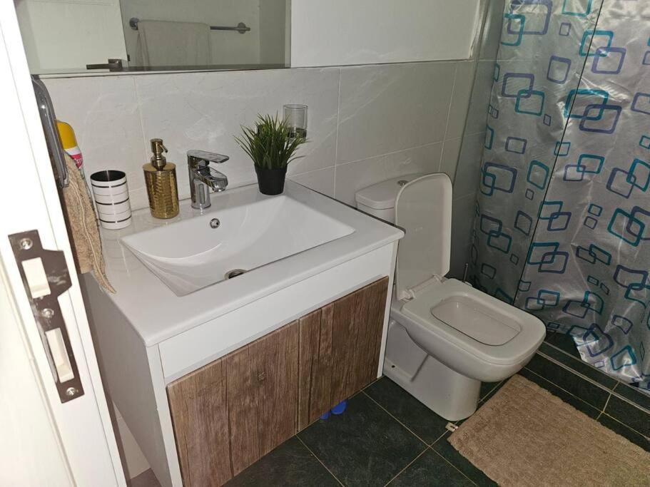 Luxurious 3 Bedroom At Mi Vida Apartment Nairobi