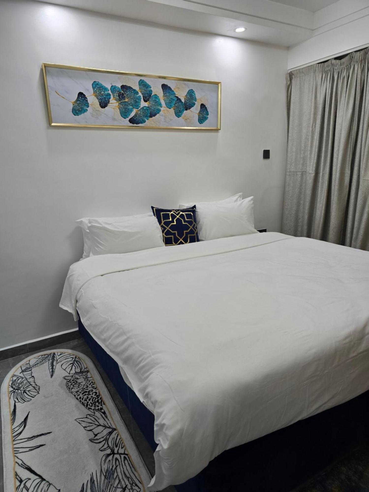 Billionaire One Bedroom Apartment
