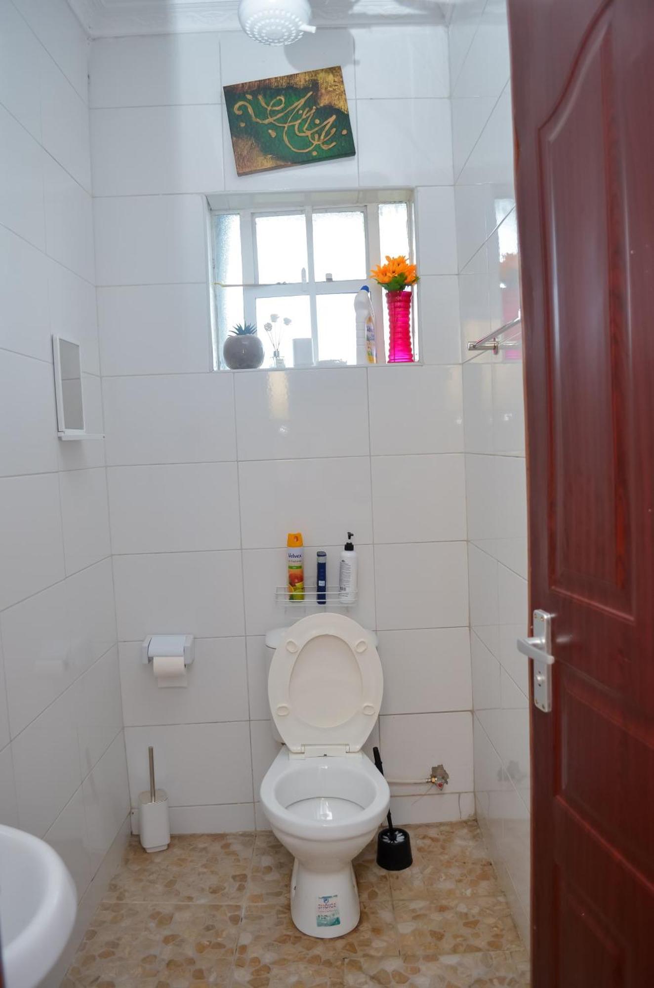 Lesuki Breeze Homes Apartment *
