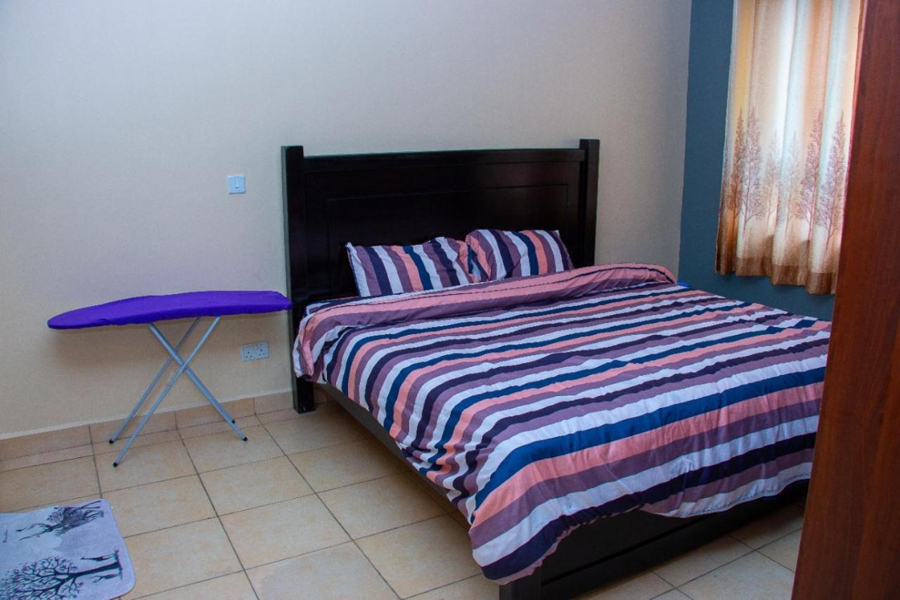 Executively Furnished 3br Located 15minutes From Jkia Apartment *