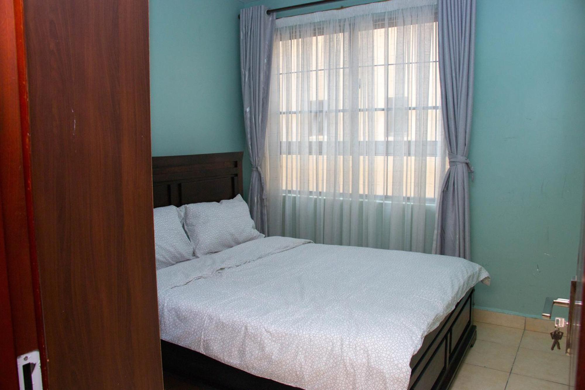 Executively Furnished 3br Located 15minutes From Jkia Apartment *