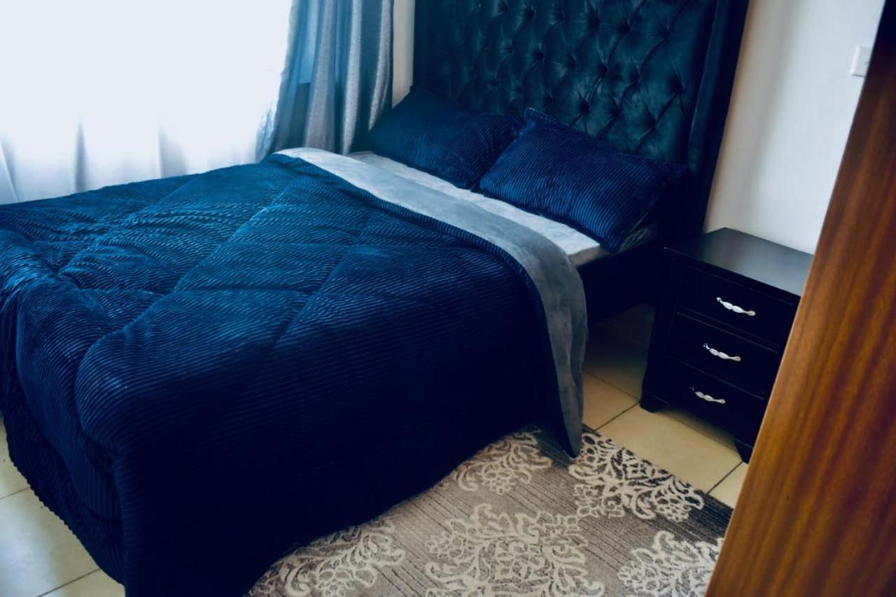 Executively Furnished 3br Located 15minutes From Jkia Apartment *