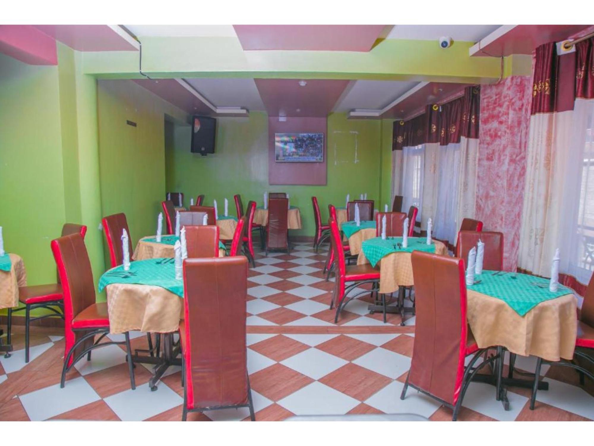 Prearea Hotel 3*