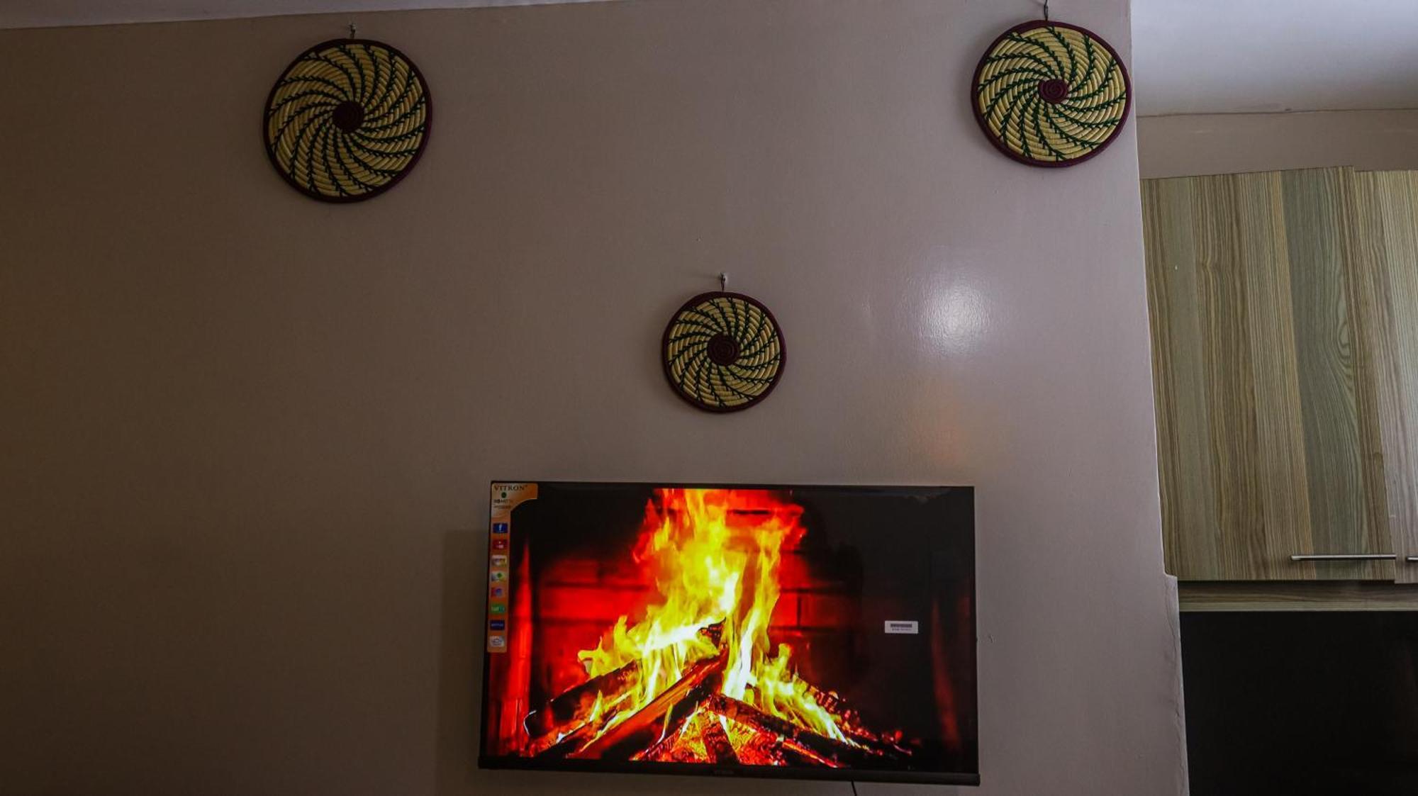 Definitehomes2 - Fully Furnished With A Rooftop Restaurant Near Jkia Airport, Sgr Terminus, Downtown * Nairobi