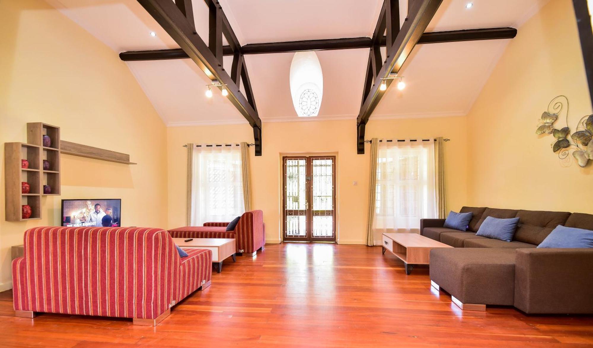 Hotel Kongoni House *