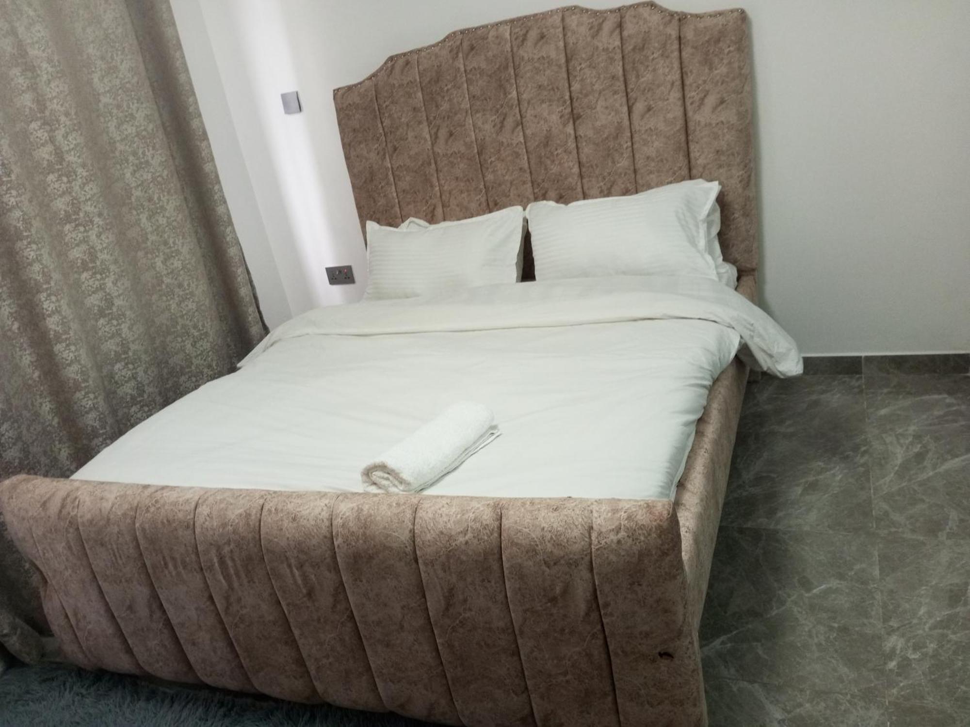 Heartland Gardens Large Studio Bedroom Apartments