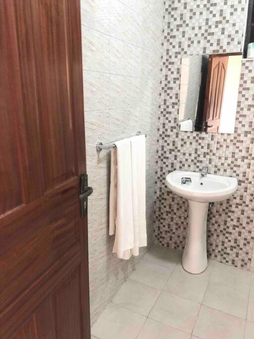 Geomara 1 Bedroom Junction Ngong Rd Apartment *