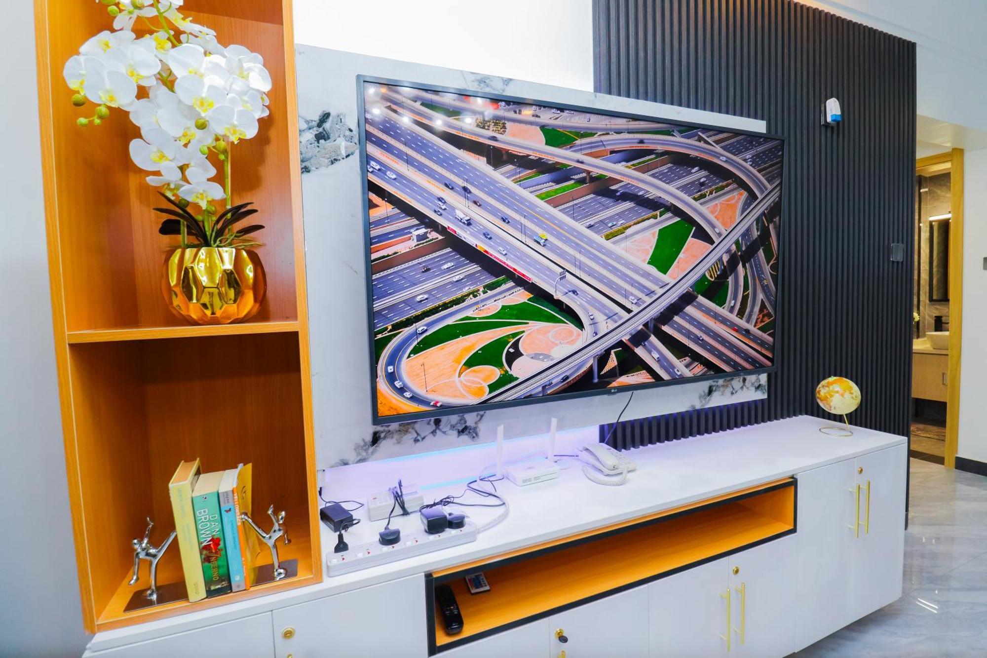 Apartment Executive 1 Bedroom Apartment In Nairobi Opposite 24Hr Mall!