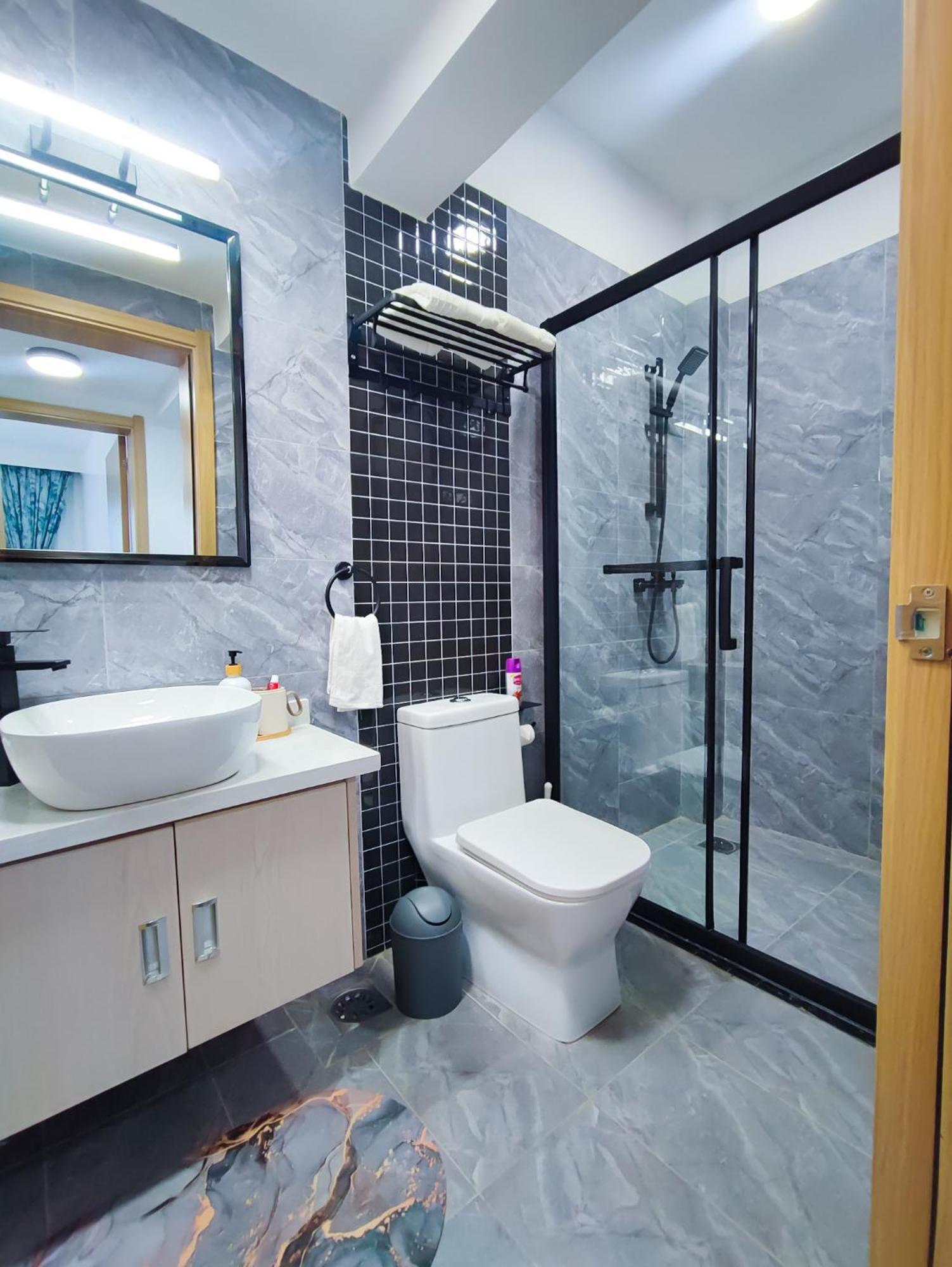 Executive 1 Bedroom Apartment In Nairobi Opposite 24Hr Mall! Apartment
