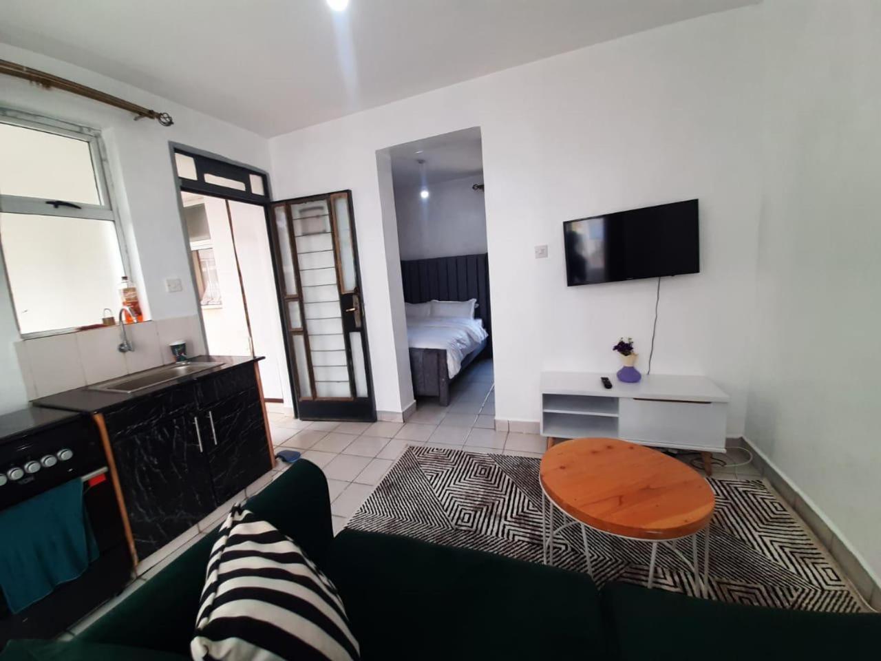 Apartment Lujit-boza