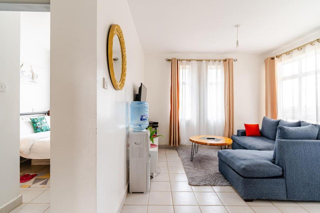 The Ultimate Escape With Pool, Gym , Fast Wifi And Netflix * Nairobi