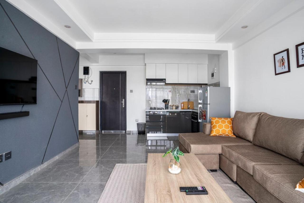1br With Gym, King Bed ,city Views And Prime Location