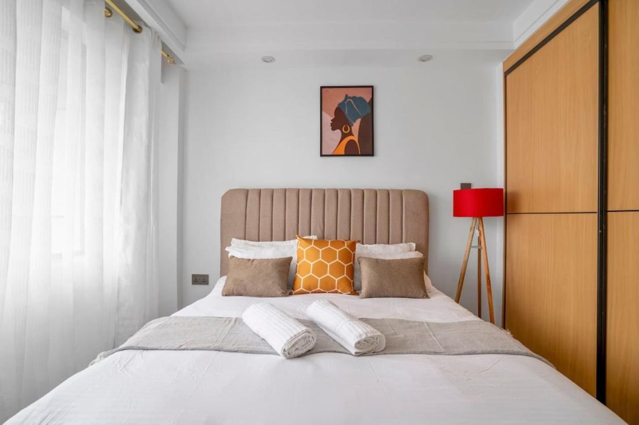 Apartment 1br With Gym, King Bed ,city Views And Prime Location Nairobi