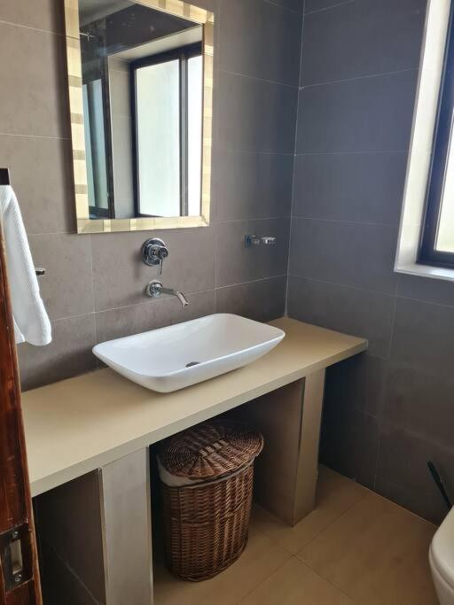 Contemporary 2 Bedroom Furnished Serviced In Lavington, Nairobi, Kenya * Nairobi