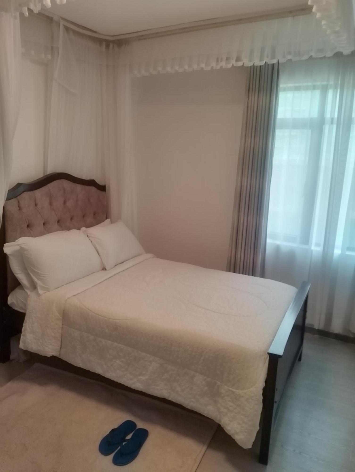 Apartment Excuisite 2 Bedroom At Royal Garden