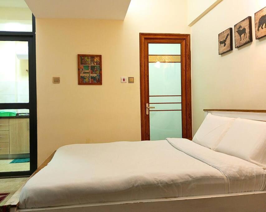 Cosy With Gym, Wi-fi, Full Kitchen, Smart Tv, Free Parking - Near Yaya Centre - Ideal For Expats Around Kilimani, Westlands, Lavington * Nairobi