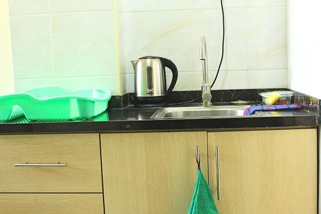 Cosy With Gym, Wi-fi, Full Kitchen, Smart Tv, Free Parking - Near Yaya Centre - Ideal For Expats Around Kilimani, Westlands, Lavington Apartment *