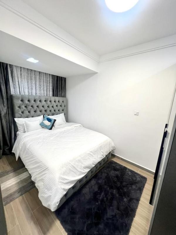 Apartment Stylish 1-bedroom In Riverside