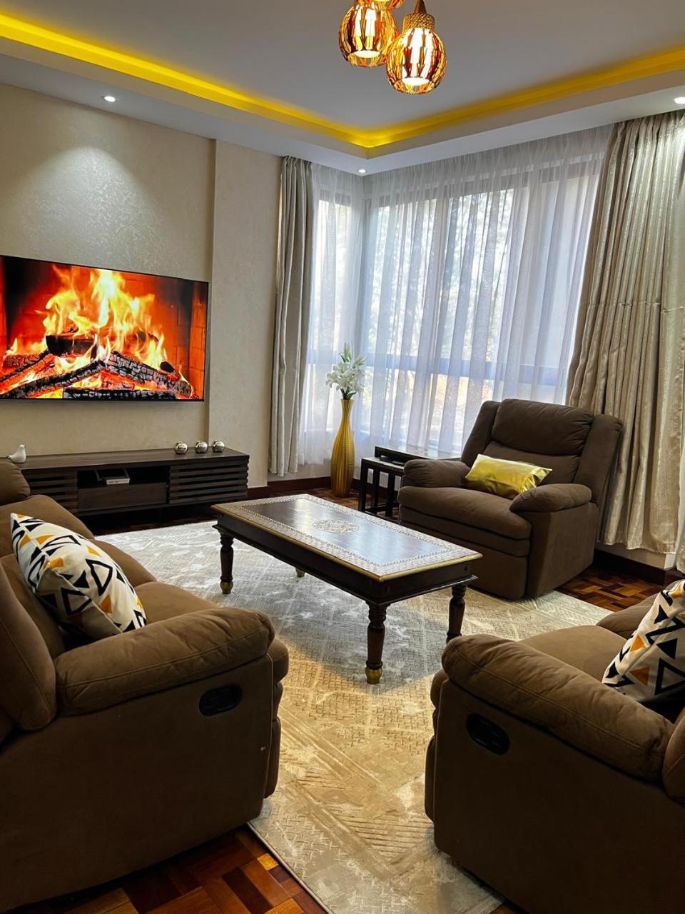Charming Luxury With Pool In Kileleshwa Nairobi