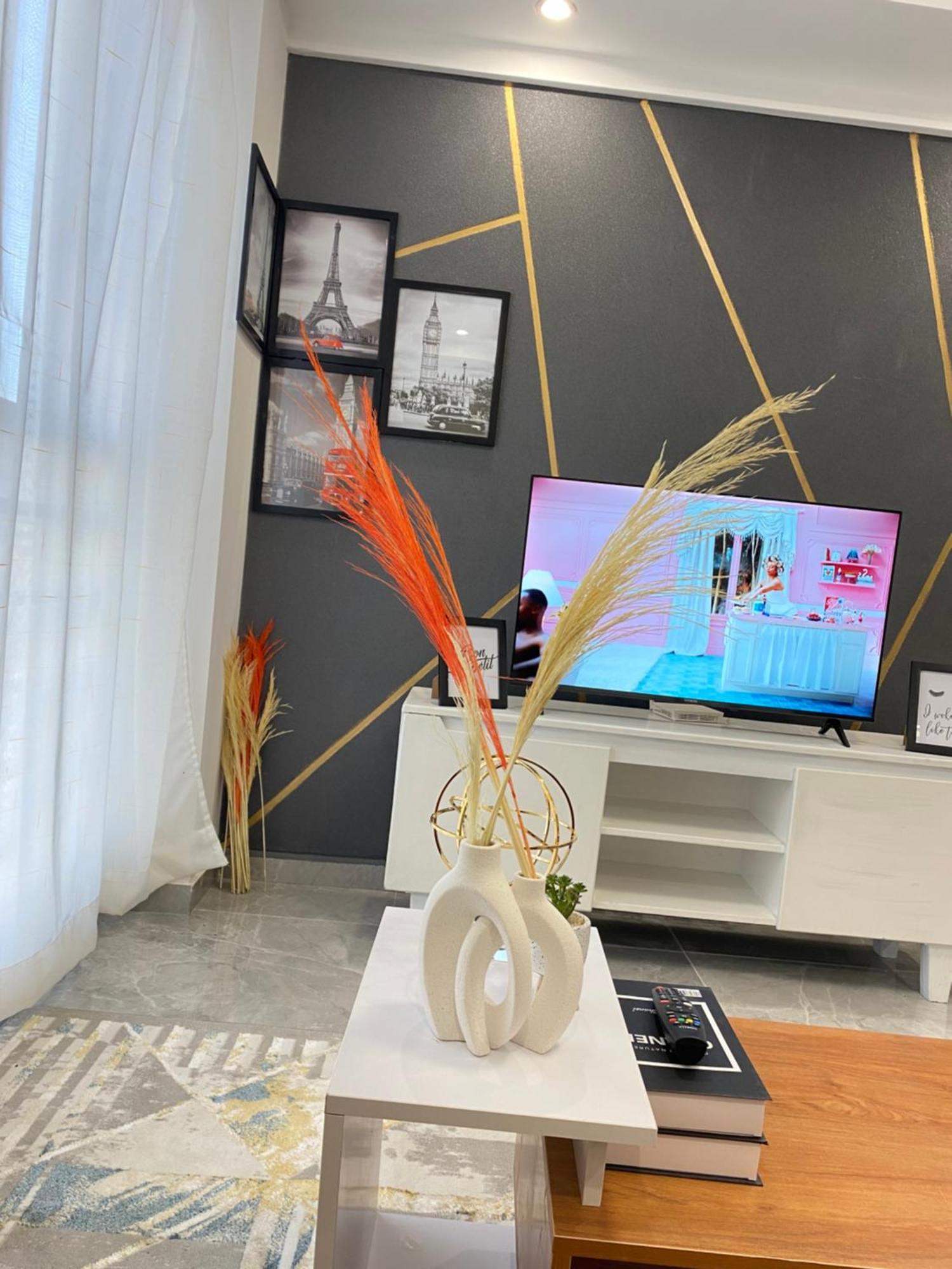 Apartment Cozy 1 Bedroom In Kilimani With Gym And Fast Wi-fi