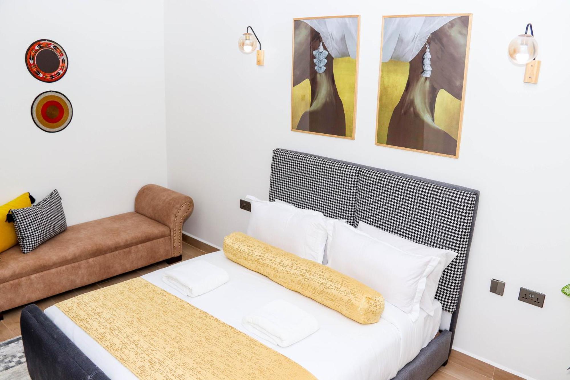 2 Bedroom Luxury Centrally Located In Westlands In Nairobi-book Your Stay!