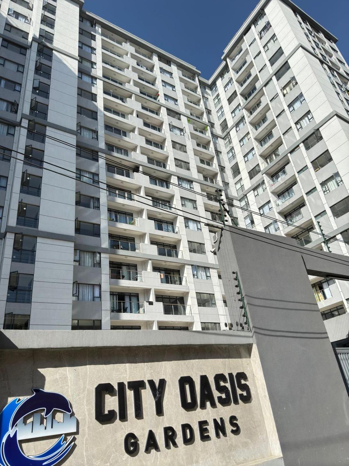 Lisa Luxury Homes *