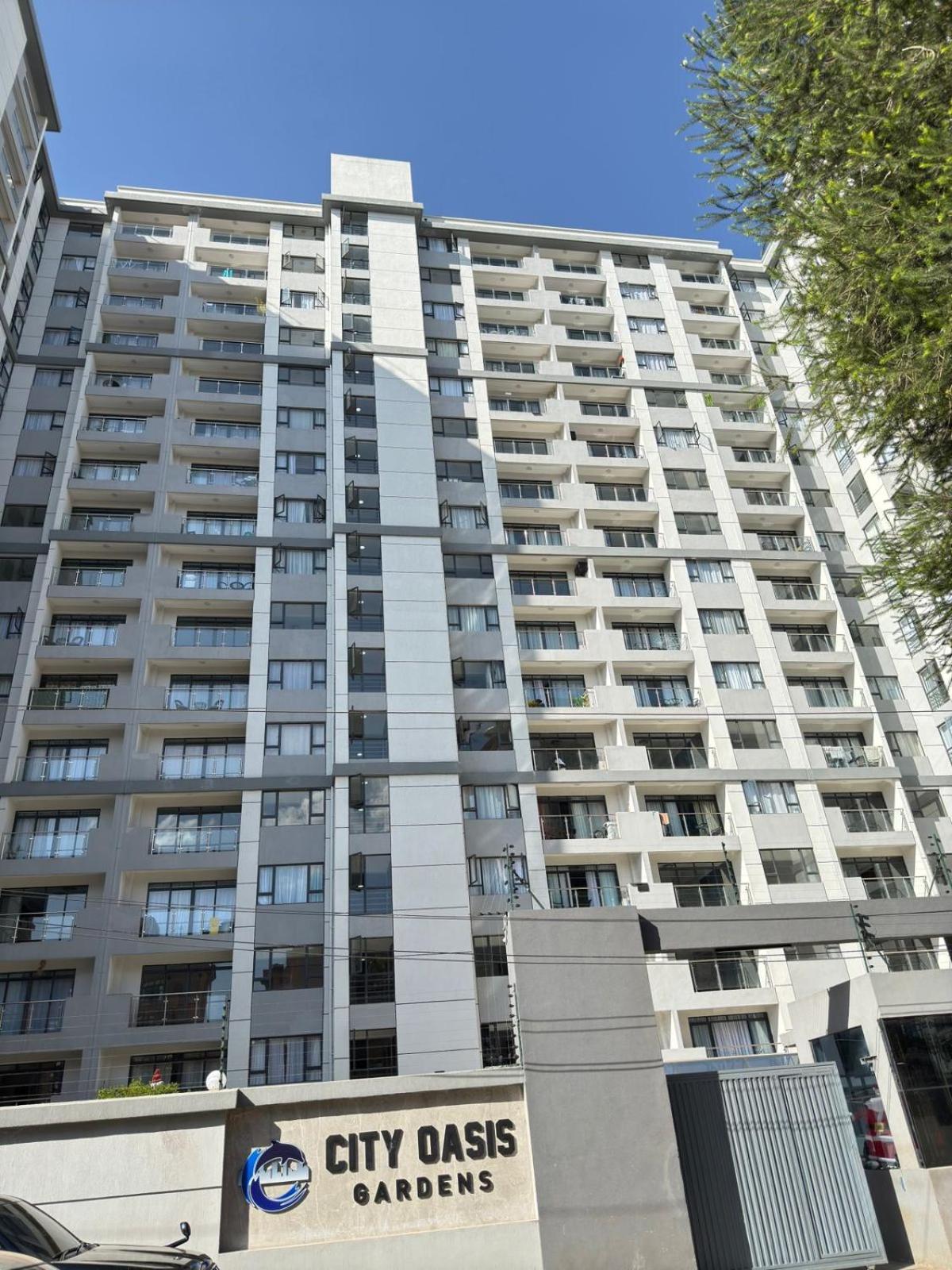 Lisa Luxury Homes * Nairobi