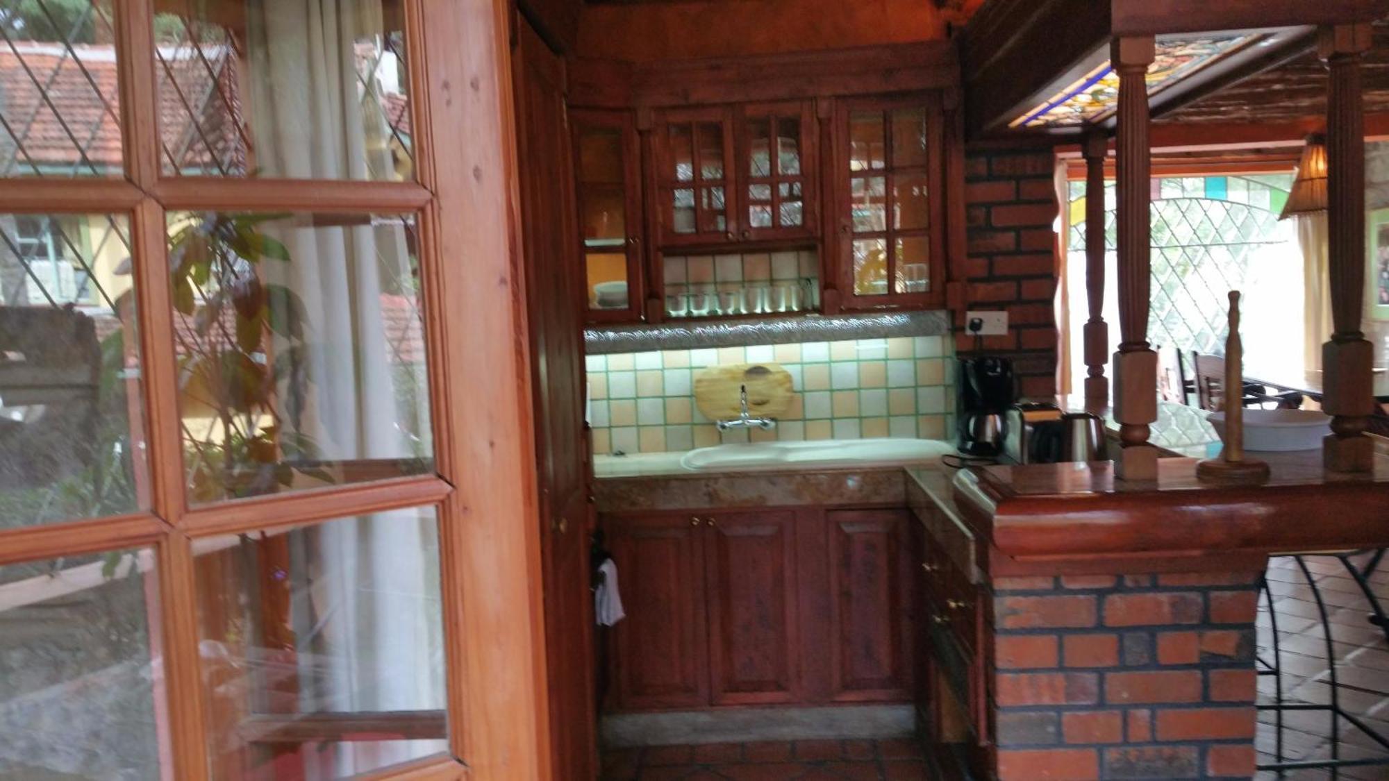 Woodmere Family & Group Apartment *