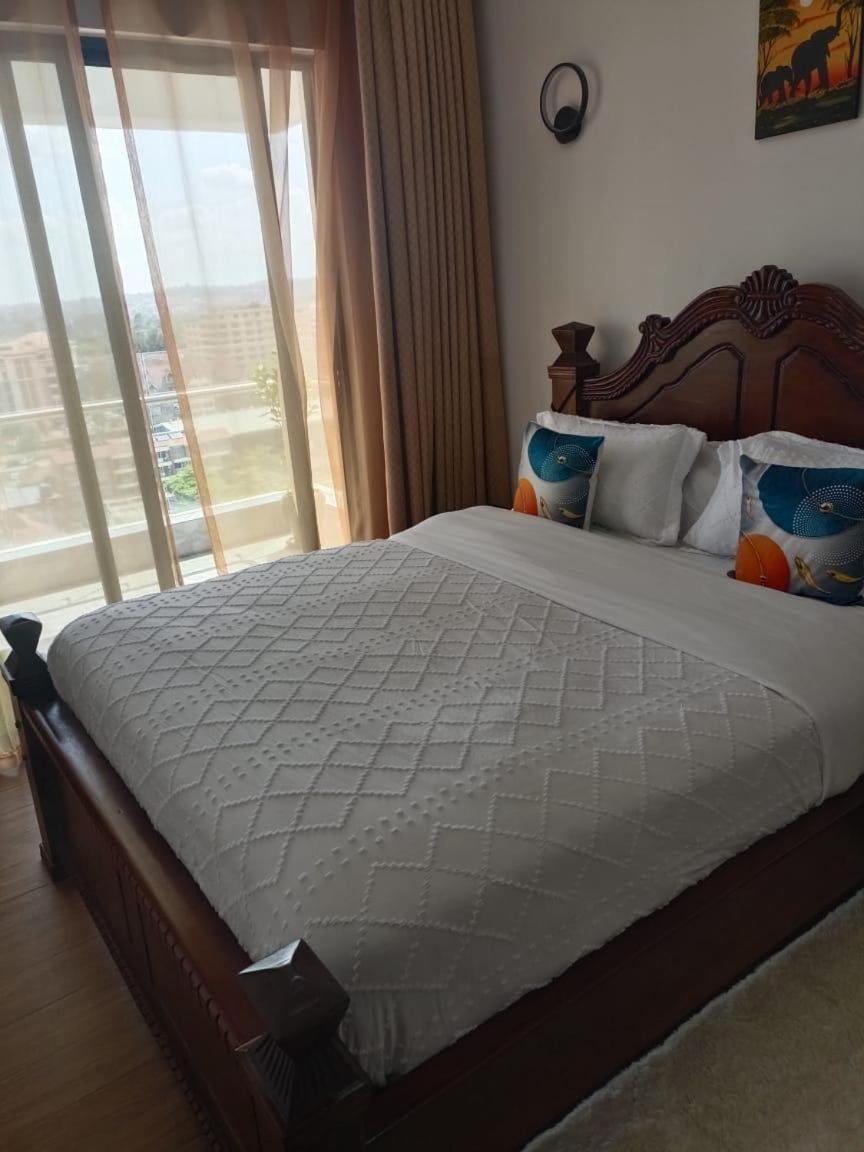 Silver Harbor * Nairobi