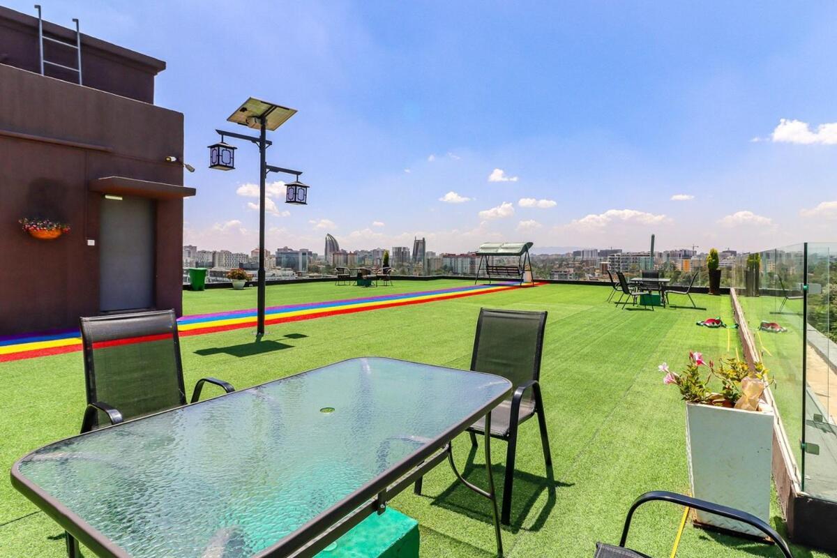 2 Bedroom With A Balcony, Pool&gym Apartment