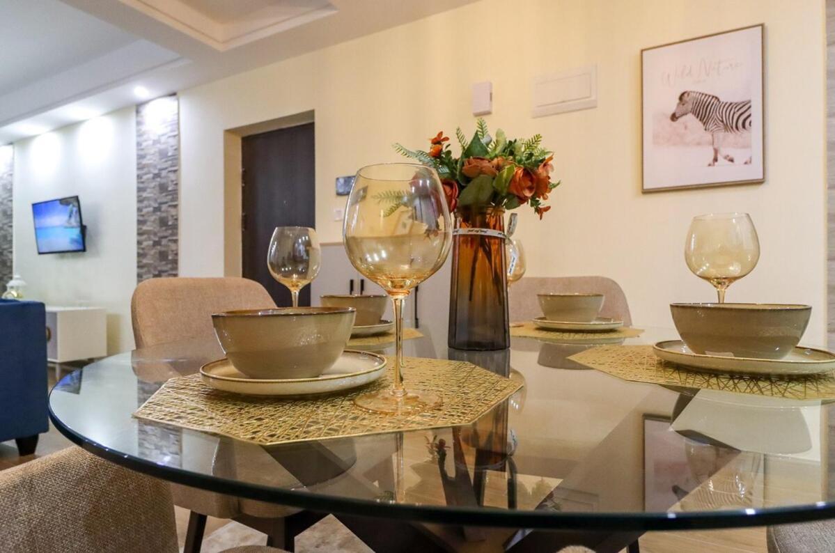 Apartment 2 Bedroom With A Balcony, Pool&gym Nairobi