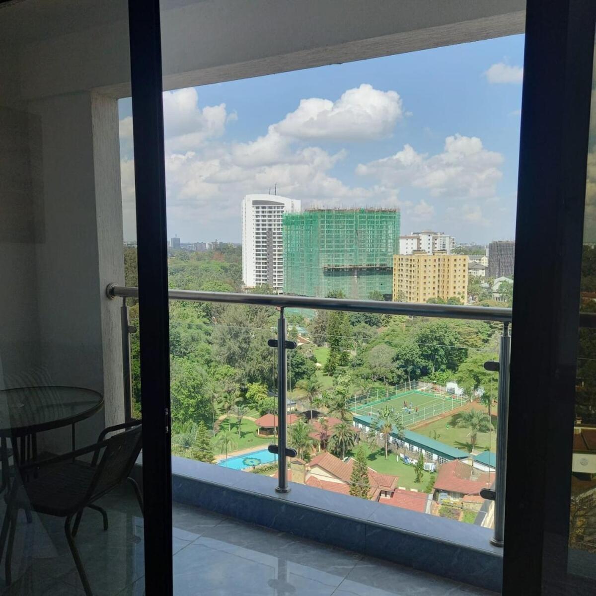 Peaceful Retreat, Stunning Views, Kileleshwa Apartment *