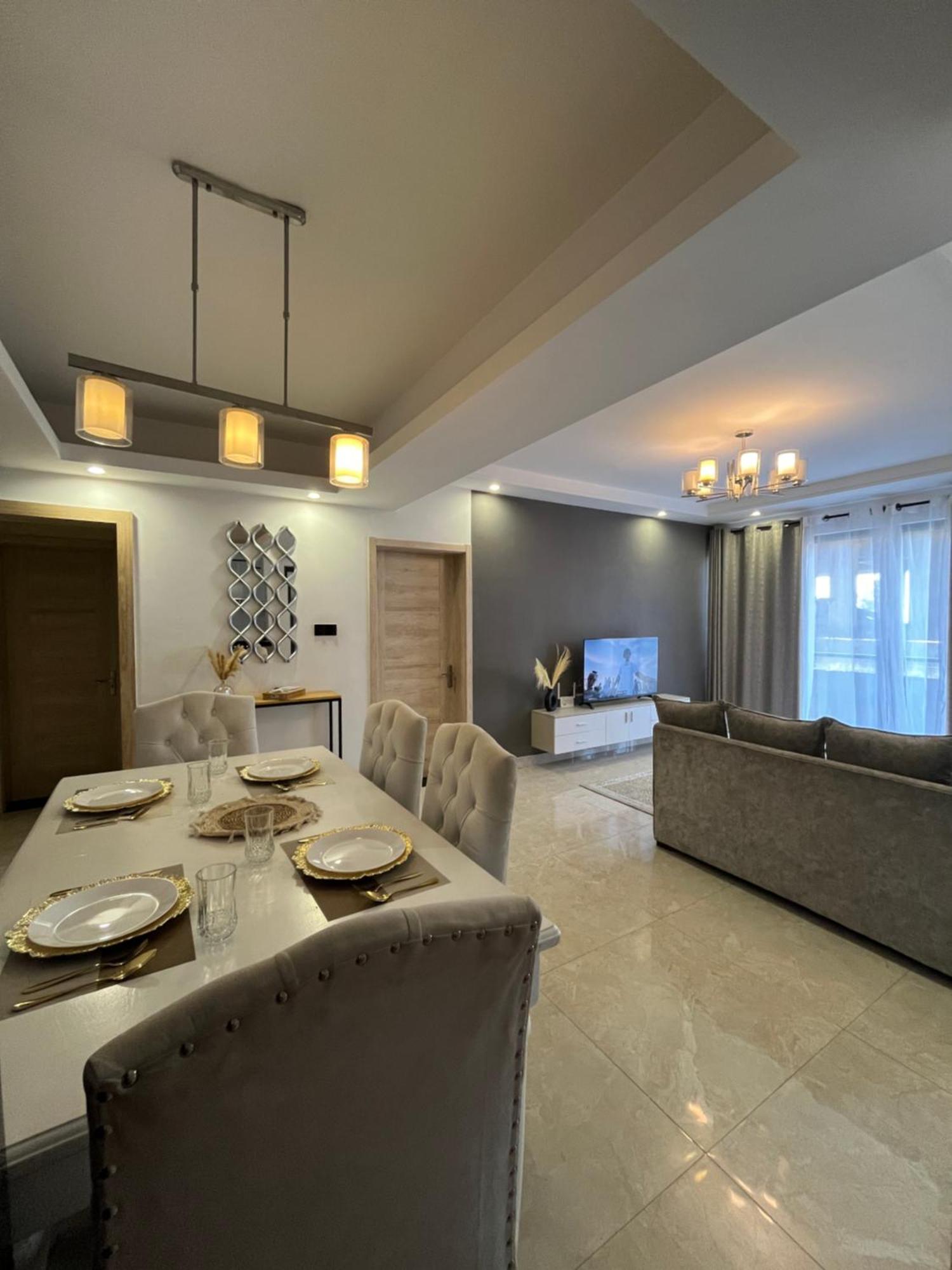 Luxe Apartment *