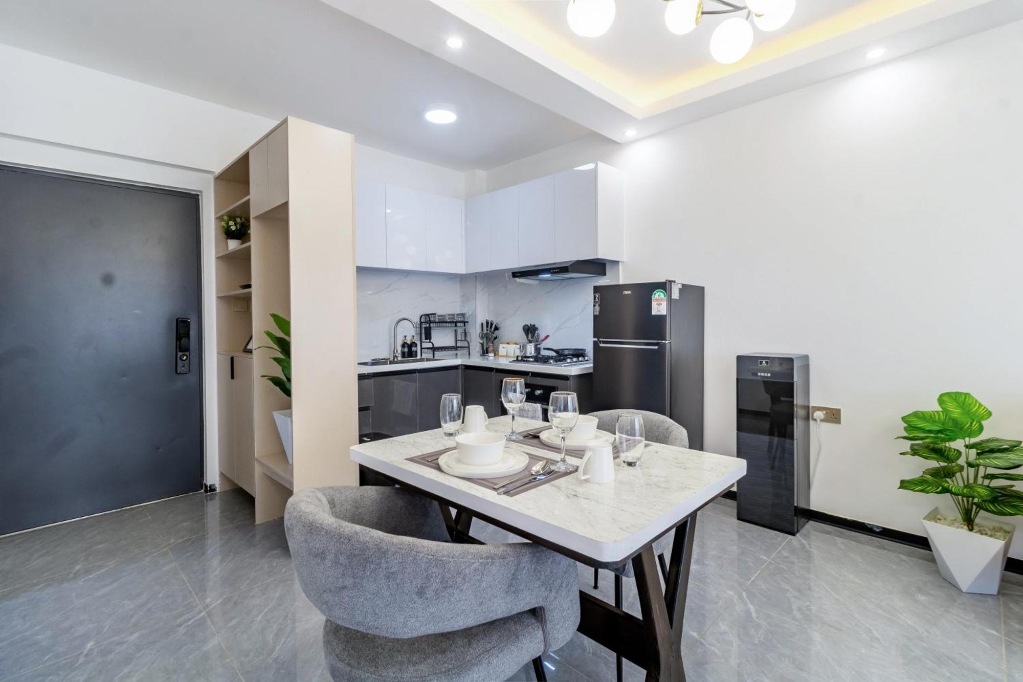 Cityscape Haven Apartment *