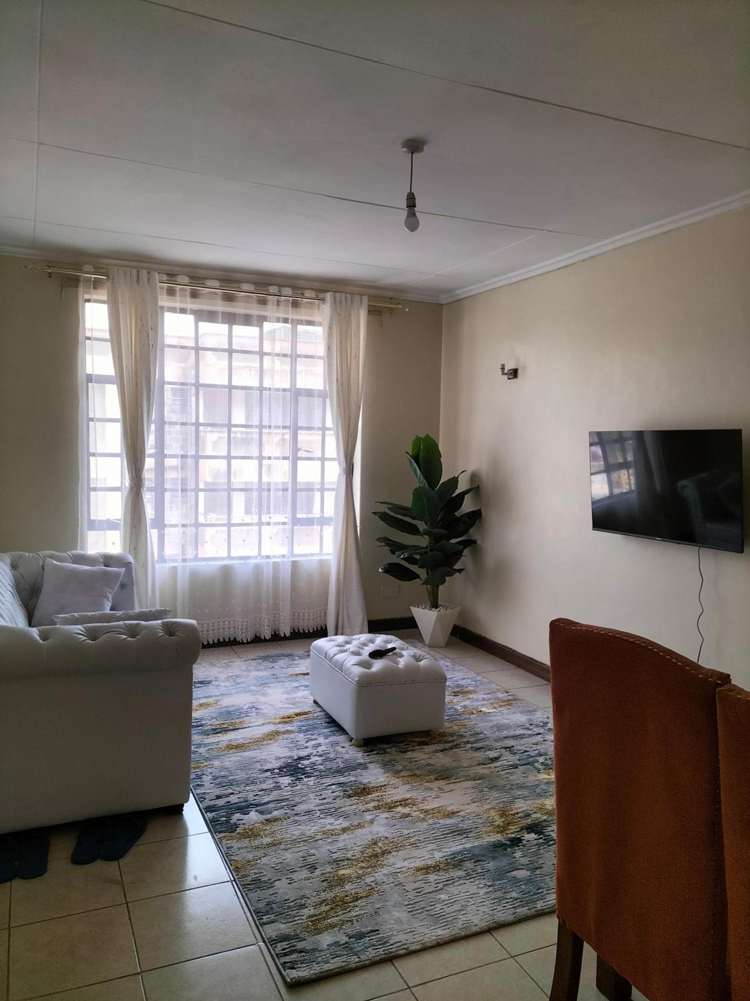 Diamond School Lane Apartment