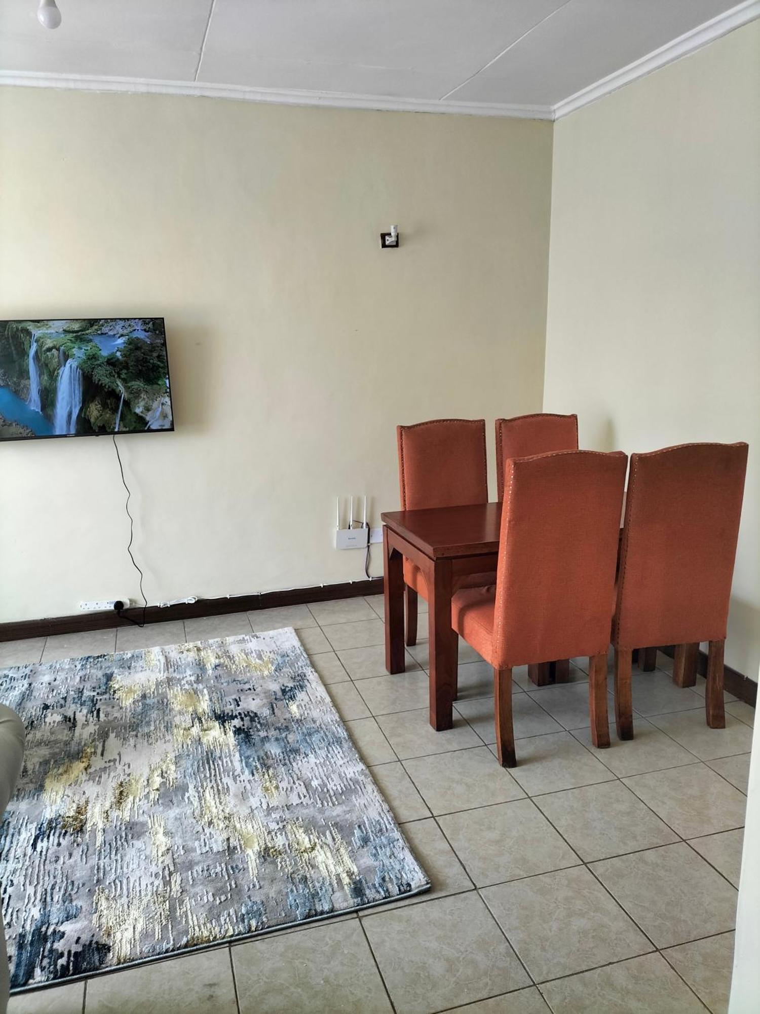 Diamond School Lane Apartment