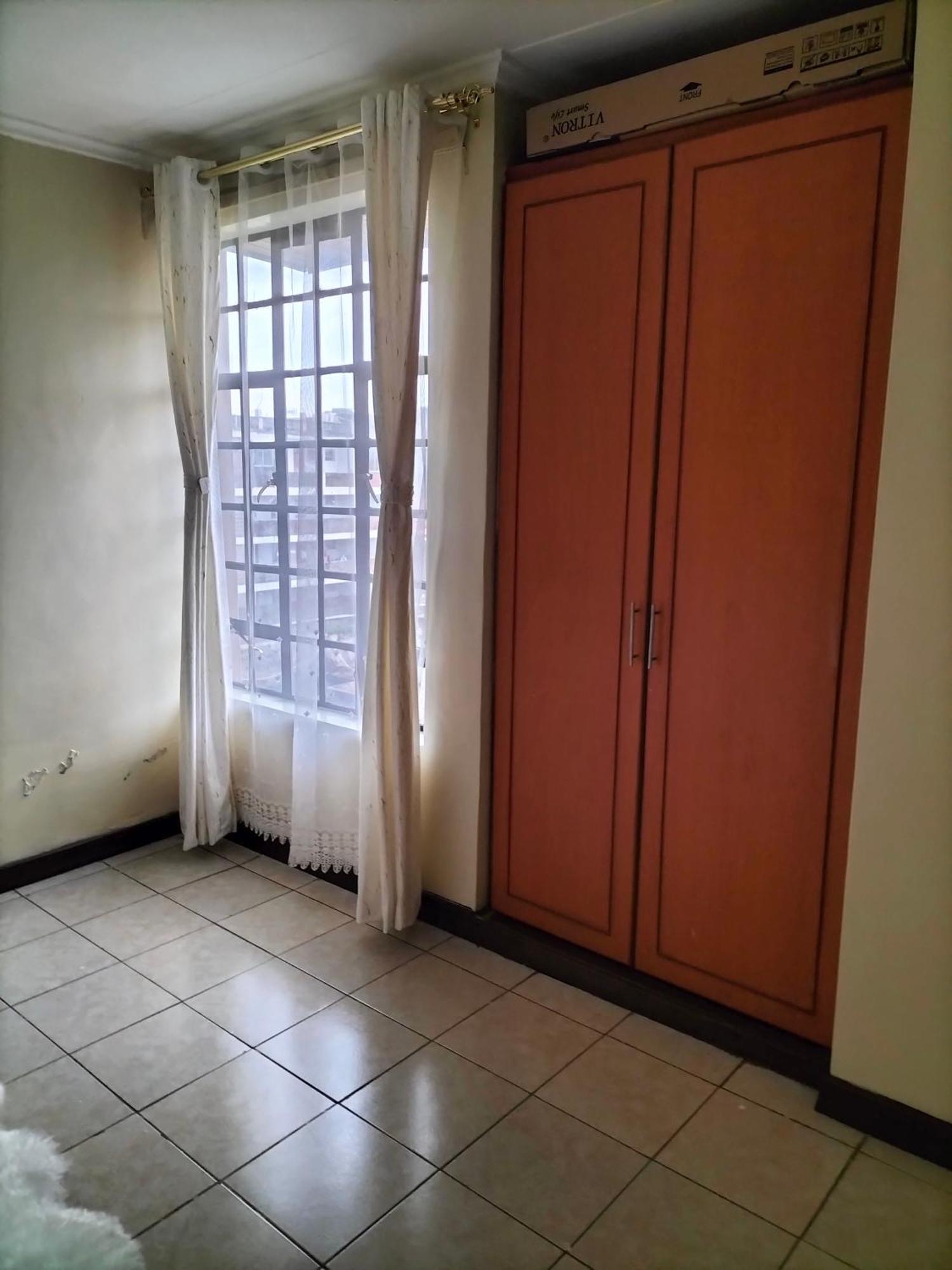 Apartment Diamond School Lane *