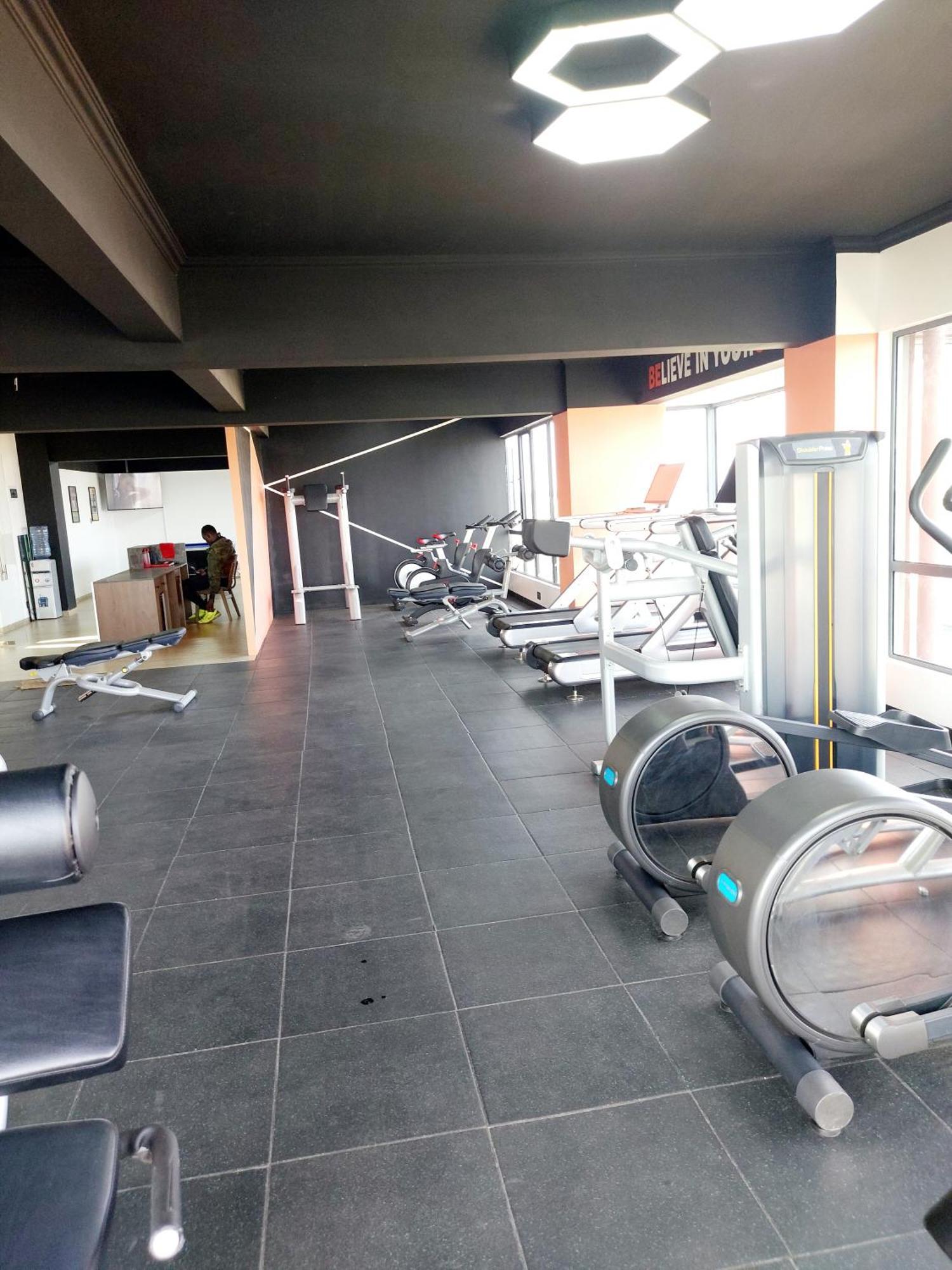 Luxury With Rooftop Swimming Pool And Gym In Westlands Apartment Nairobi
