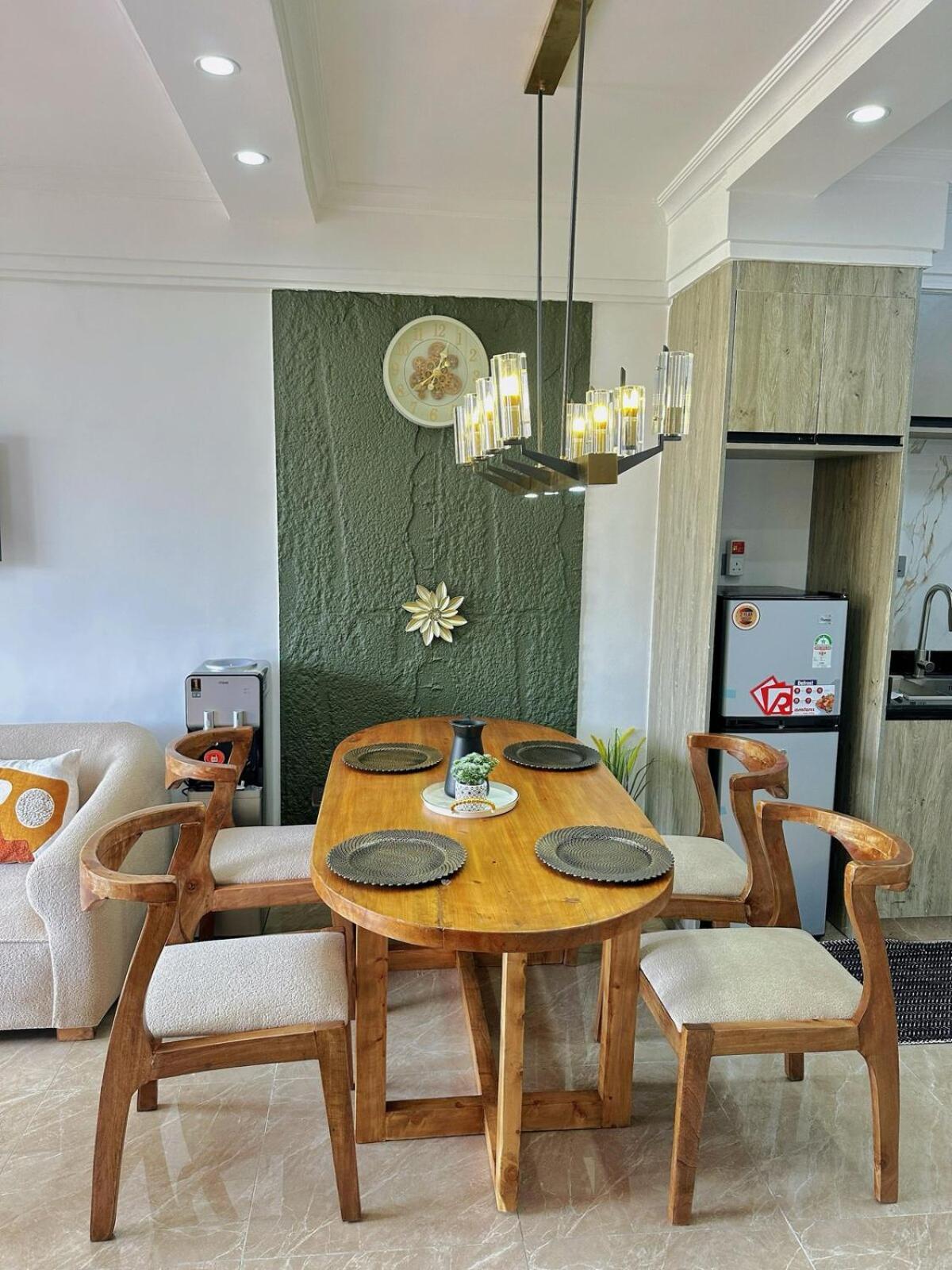 Serenity Stays, Modern 2-bedroom Near Yaya Centre Apartment Nairobi