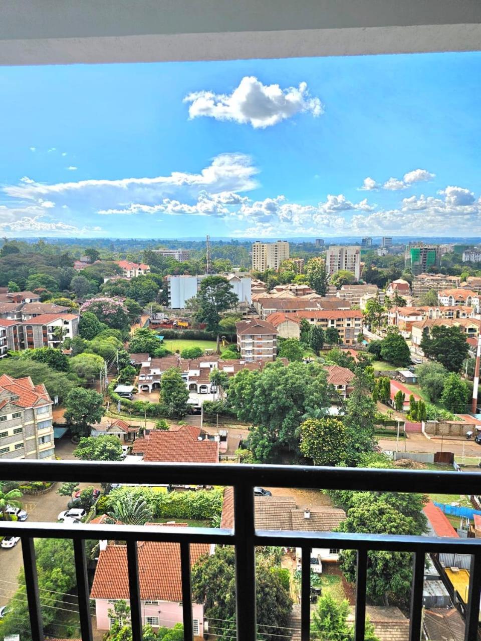 Modern Retreat Residencies With Amazing Breathtaking Views,heated Swimming Pool ,gym ,private Ample Parking Space Which Offers A Luxurious Living Apartment Nairobi