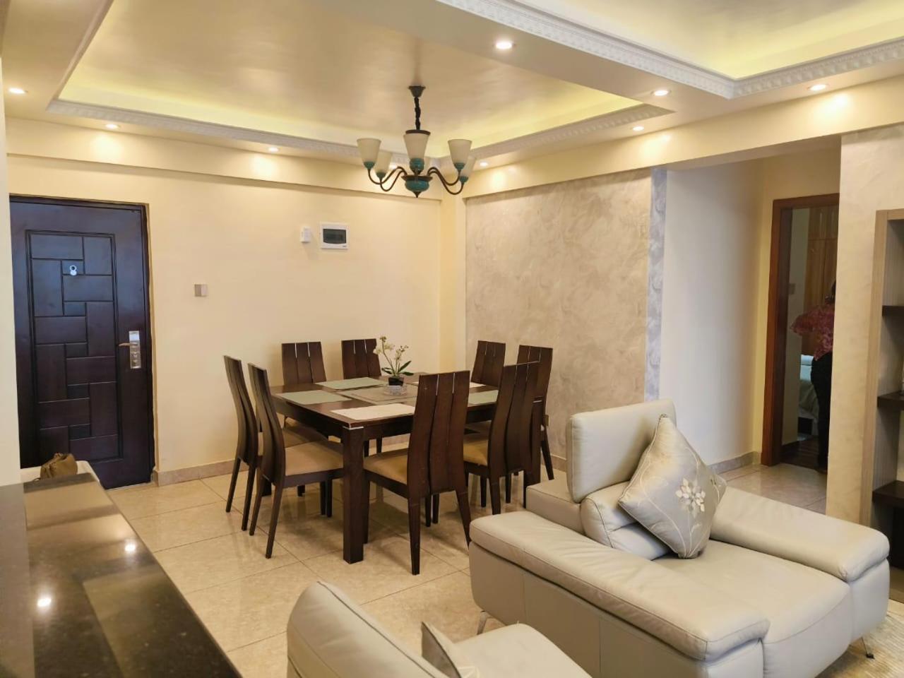 Apartment De Gold Nest Haven, Kileleshwa *